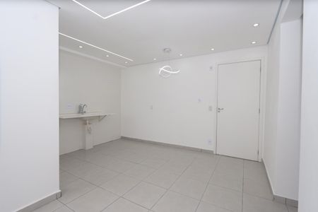 Sala de apartamento para alugar com 2 quartos, 41m² em Vila Fatima, São Paulo