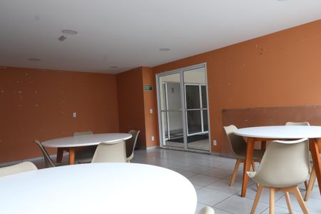 Apartamento para alugar com 41m², 2 quartos e 1 vagaÁrea comum - Salão de festas