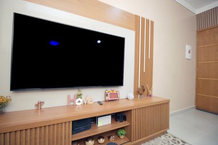 Apartamento à venda com 100m², 2 quartos e 2 vagasSala