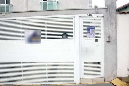 Apartamento à venda com 100m², 2 quartos e 2 vagasPlaca instalada em 16/01/2026 com o código BJTO-202