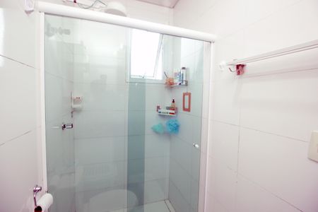 Apartamento à venda com 100m², 2 quartos e 2 vagasBanheiro da Suíte