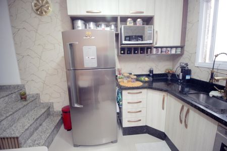 Apartamento à venda com 100m², 2 quartos e 2 vagasCozinha