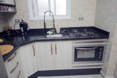 Apartamento à venda com 100m², 2 quartos e 2 vagasCozinha