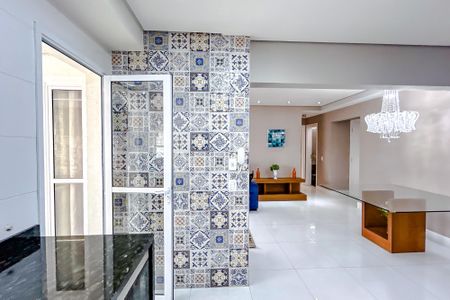 Apartamento à venda com 107m², 3 quartos e 2 vagasCozinha