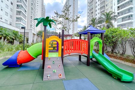 Apartamento à venda com 107m², 3 quartos e 2 vagasÁrea comum - Playground