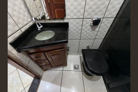 Casa de condomínio para alugar com 160m², 4 quartos e 1 vaga