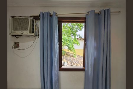 Casa de condomínio para alugar com 160m², 4 quartos e 1 vaga