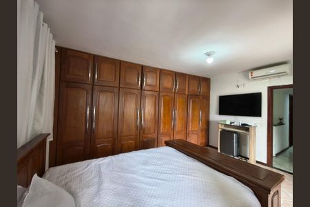 Casa de condomínio para alugar com 160m², 4 quartos e 1 vaga