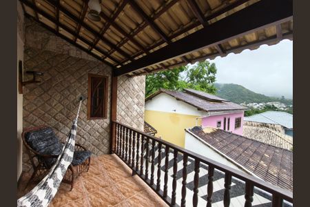 Casa de condomínio para alugar com 160m², 4 quartos e 1 vaga