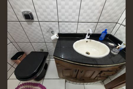 Casa de condomínio para alugar com 160m², 4 quartos e 1 vaga
