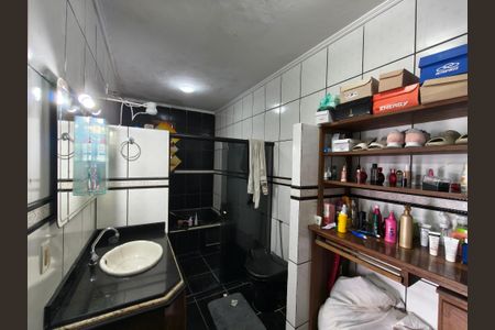 Casa de condomínio para alugar com 160m², 4 quartos e 1 vaga