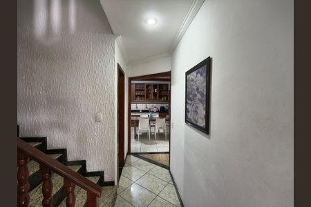 Casa de condomínio para alugar com 160m², 4 quartos e 1 vaga