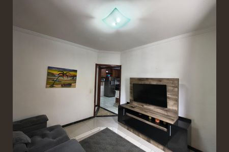 Casa de condomínio para alugar com 160m², 4 quartos e 1 vaga