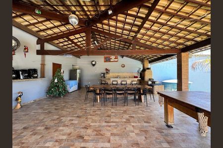 Casa à venda com 5 quartos, 350m² em Nossa Senhora de Lourdes, Lagoa Santa