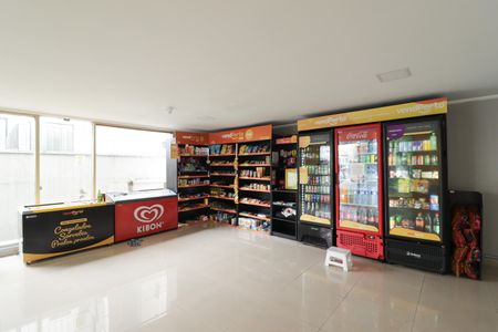 Casa à venda com 93m², 2 quartos e 2 vagasMercadinho