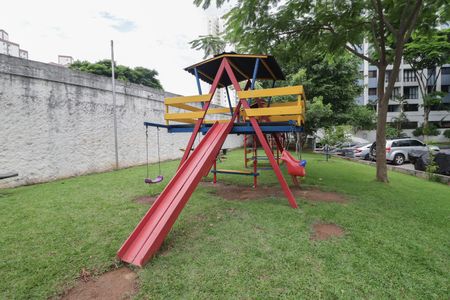 Casa à venda com 93m², 2 quartos e 2 vagasPlayground