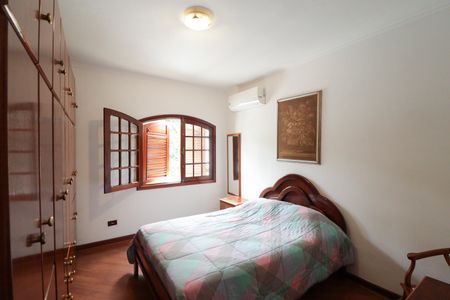 Casa à venda com 93m², 2 quartos e 2 vagasQuarto 1