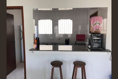 Cozinha de casa para alugar com 3 quartos, 240m² em Balneario Praia do Pernambuco, Guarujá