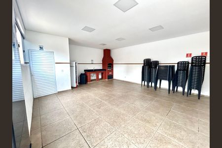 Apartamento para alugar com 88m², 2 quartos e 1 vagaÁrea comum - Salão de festas