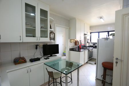 Apartamento à venda com 167m², 3 quartos e 3 vagascozinha