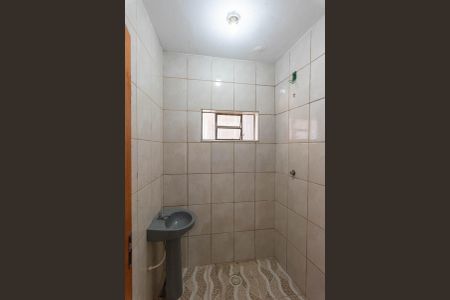 Banheiro 1 de casa para alugar com 1 quarto, 60m² em Jardim Campina Grande, Campinas
