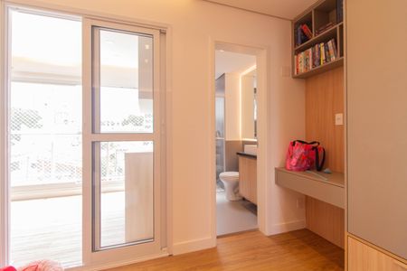 Apartamento à venda com 120m², 3 quartos e 2 vagasSuíte 1