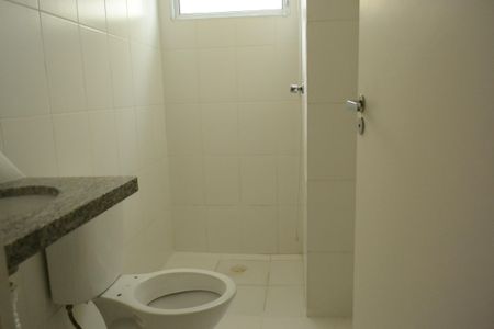 Apartamento para alugar com 56m², 2 quartos e 1 vaga Apartamento para alugar com 56m², 2 quartos e 1 vagaBanheiro