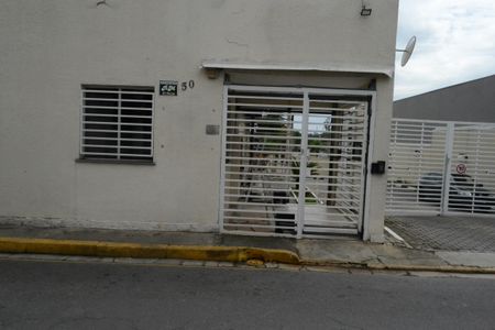 Apartamento para alugar com 56m², 2 quartos e 1 vaga Apartamento para alugar com 56m², 2 quartos e 1 vagaFachada