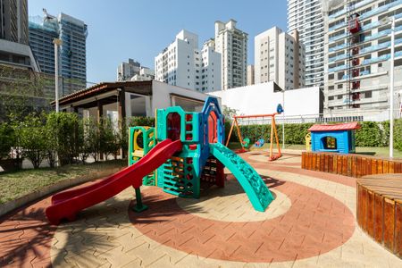 Apartamento para alugar com 72m², 2 quartos e 2 vagasPlayground