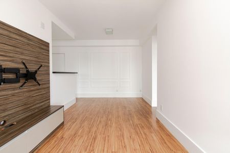 Apartamento para alugar com 72m², 2 quartos e 2 vagasSala
