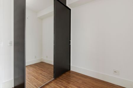 Apartamento para alugar com 72m², 2 quartos e 2 vagasQuarto