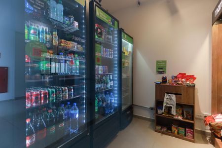 Studio para alugar com 31m², 1 quarto e sem vaga Studio para alugar com 31m², 1 quarto e sem vagaÁrea comum - Mini-mercado