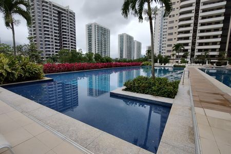 Apartamento para alugar com 123m², 4 quartos e 2 vagasÁrea comum - Piscina