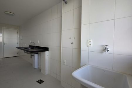 Apartamento para alugar com 123m², 4 quartos e 2 vagasCozinha e Área de Serviço