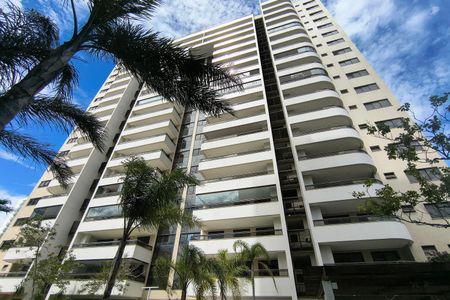Apartamento para alugar com 123m², 4 quartos e 2 vagasFachada do bloco