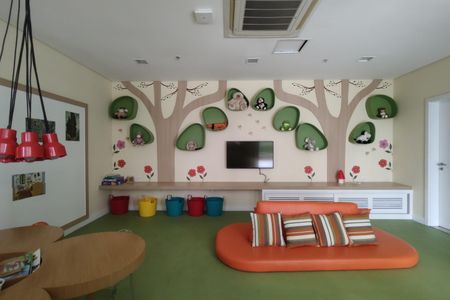 Apartamento para alugar com 123m², 4 quartos e 2 vagasBrinquedoteca