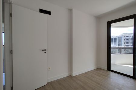 Apartamento para alugar com 123m², 4 quartos e 2 vagasQuarto 4 