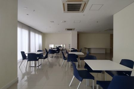 Apartamento para alugar com 123m², 4 quartos e 2 vagasÁrea comum - Salão de festas