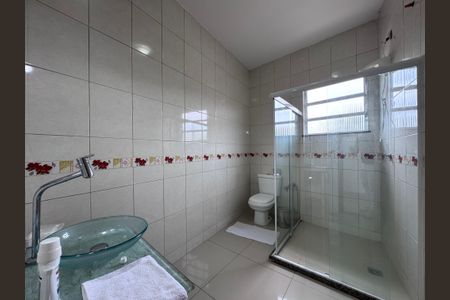 Casa de condomínio para alugar com 260m², 3 quartos e 2 vagas Casa de condomínio para alugar com 260m², 3 quartos e 2 vagasBanheiro Social