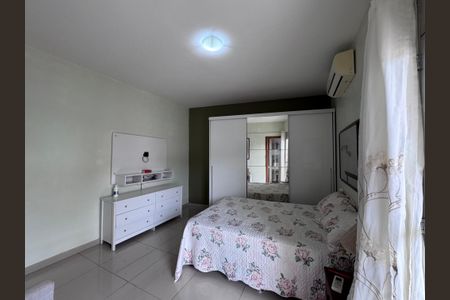 Casa de condomínio para alugar com 260m², 3 quartos e 2 vagas Casa de condomínio para alugar com 260m², 3 quartos e 2 vagasSuíte