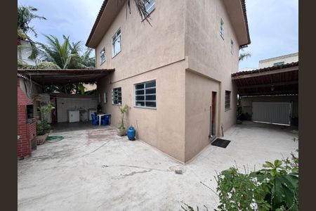 Casa de condomínio para alugar com 260m², 3 quartos e 2 vagas Casa de condomínio para alugar com 260m², 3 quartos e 2 vagasÁrea externa