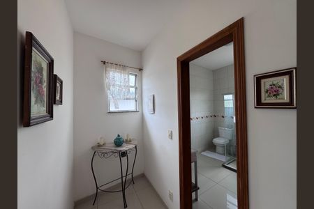 Casa de condomínio para alugar com 260m², 3 quartos e 2 vagas Casa de condomínio para alugar com 260m², 3 quartos e 2 vagasCorredor