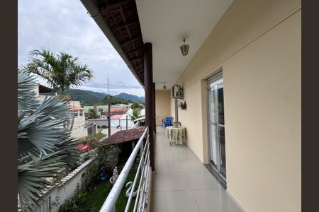 Casa de condomínio para alugar com 260m², 3 quartos e 2 vagas Casa de condomínio para alugar com 260m², 3 quartos e 2 vagasSuíte - Varanda