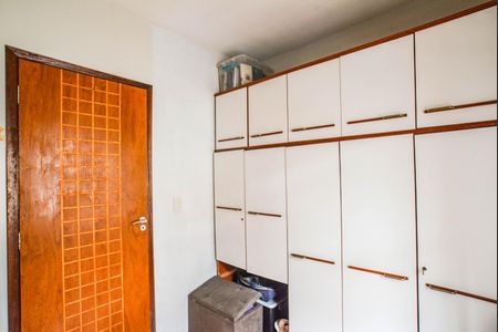 Casa à venda com 171m², 4 quartos e 3 vagasQuarto 2