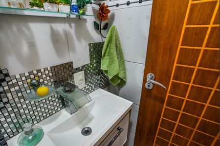 Casa à venda com 171m², 4 quartos e 3 vagasLavabo