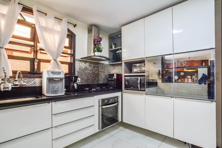 Casa à venda com 171m², 4 quartos e 3 vagasCozinha