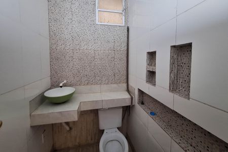 Casa à venda com 70m², 2 quartos e 1 vagaBanheiro Social