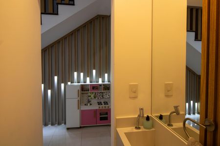 Casa à venda com 131m², 3 quartos e 2 vagasLavabo