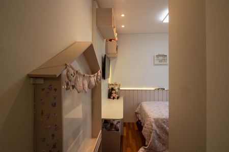 Casa à venda com 131m², 3 quartos e 2 vagasQuarto 2