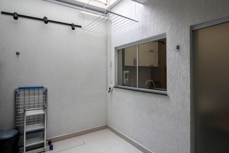 Casa à venda com 131m², 3 quartos e 2 vagasÁrea de Serviço 